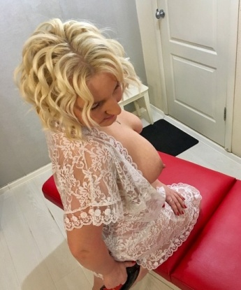 Молодая, стройная, податливая и ненасытная. Готова исполнить все твои желания и фантазии. Приглашаю в гости на незабываемый отдых и удовольствие. Только для настоящих ценителей красоты! 8739, 41 год